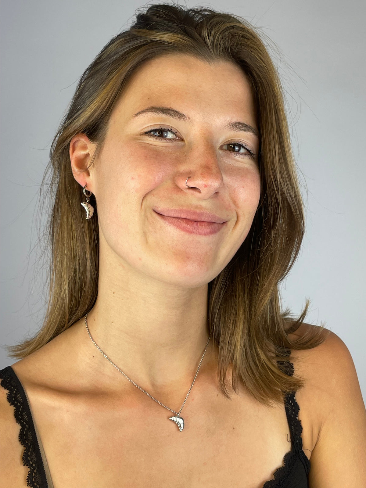 Earring Croissant Silver