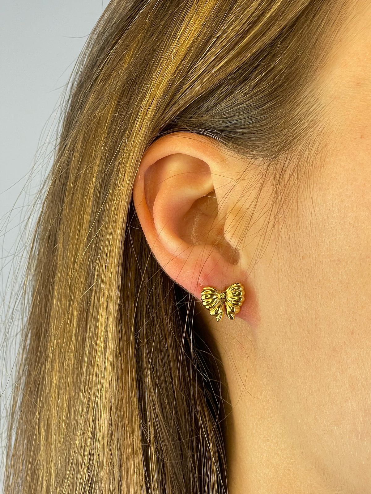 Bow Gold Earring