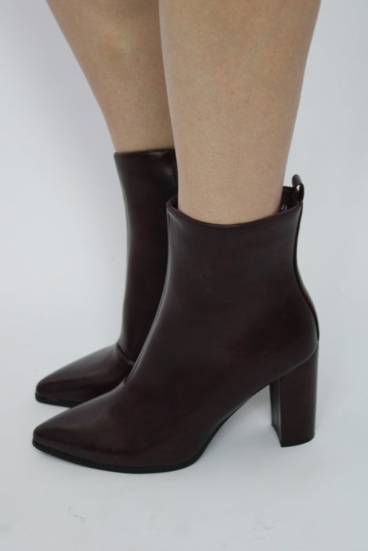 Livia Boots