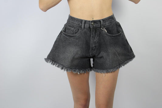 Elly Short