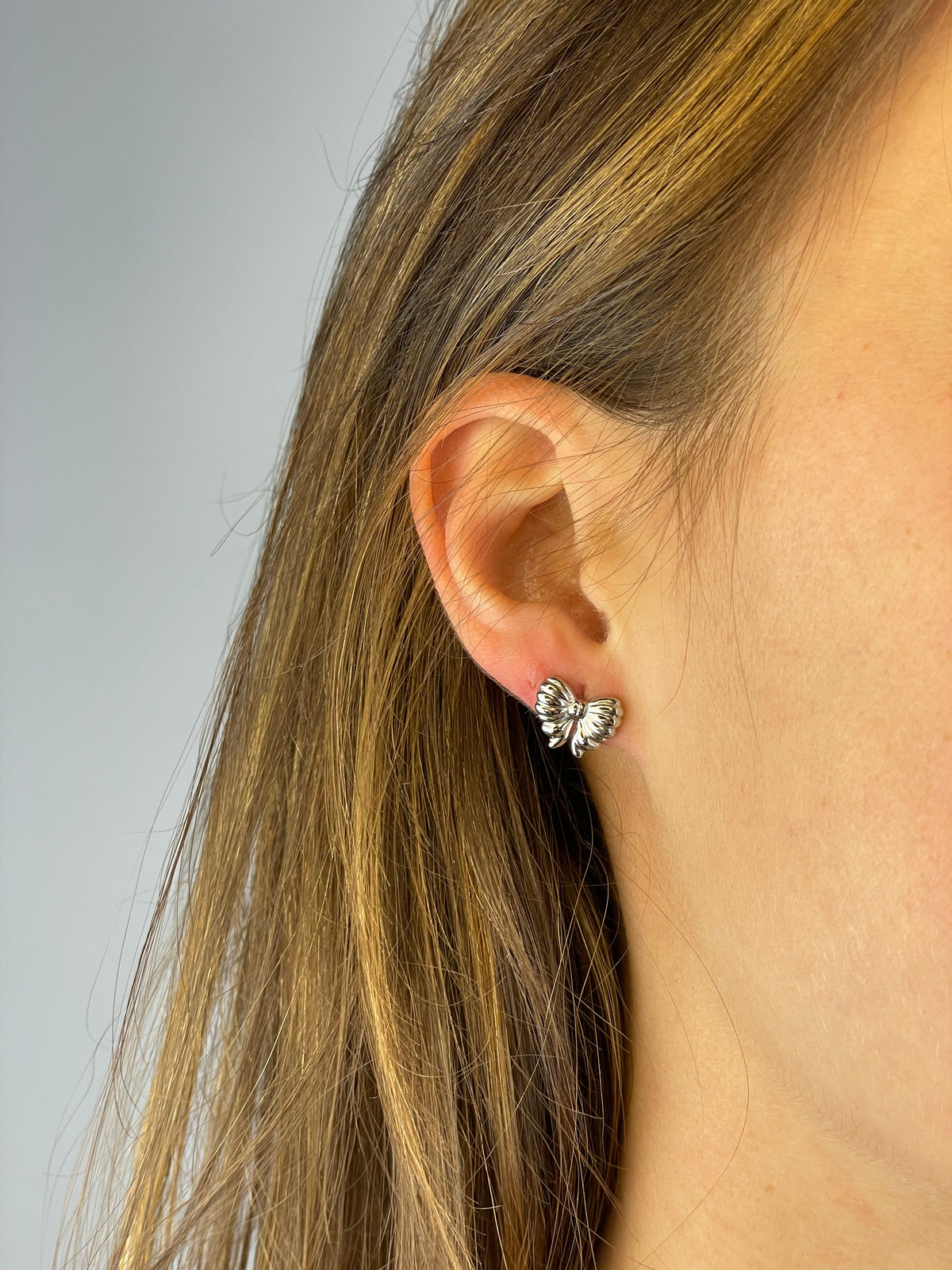 Bow Silver Earring