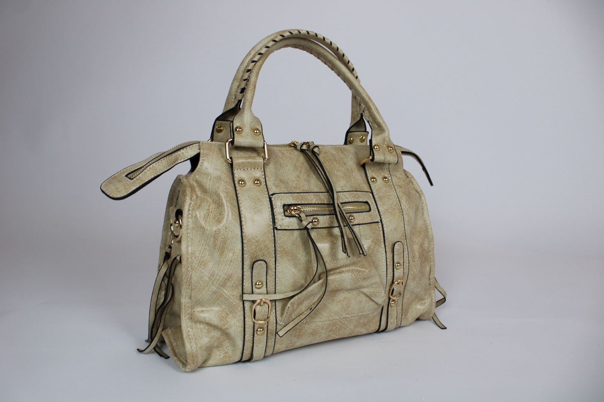 Noémi Bag M